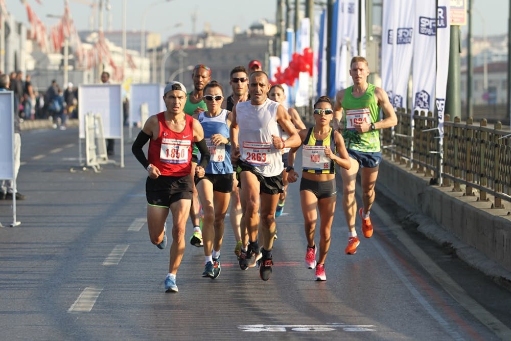 Οι αγώνες για τα «πανηγύρια» και το τίμημα για τους αθλητές runbeat.gr 
