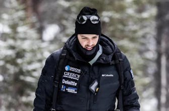 Συνεχίζει την υπερπροσπάθεια στον αγώνα 500 χιλιομέτρων στην Αρκτική ο Μ. Γιαννάκου