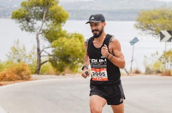 Spetses Mini Marathon: Νικητής ο Γκελαούζος με ρεκόρ διαδρομής στον αγώνα 25 χιλιομέτρων