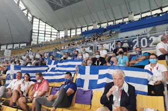 Πανηγύρισαν οι Έλληνες για την Εθνική μας ομάδα πόλο (vid)