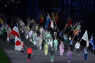 Η φλόγα έσβησε, η ελπίδα και το Ολυμπιακό ιδεώδες έμειναν στο Ολυμπιακό Στάδιο του Τόκιο 