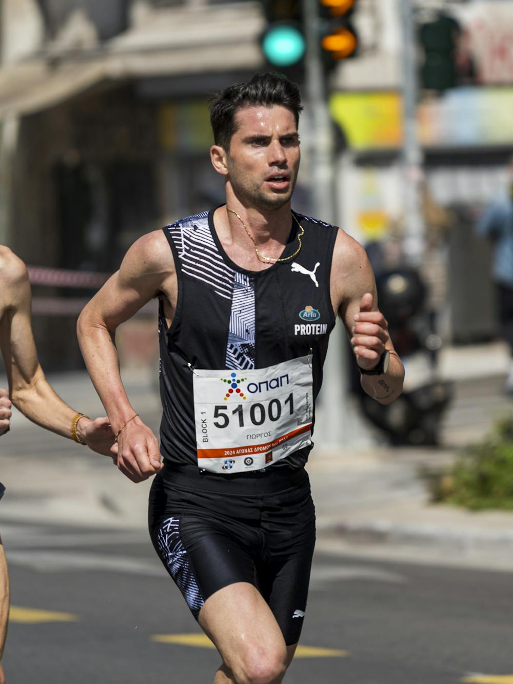 Η εντυπωσιακή εμφάνιση των αθλητών της PUMA στον Ημιμαραθώνιο της Αθήνας runbeat.gr