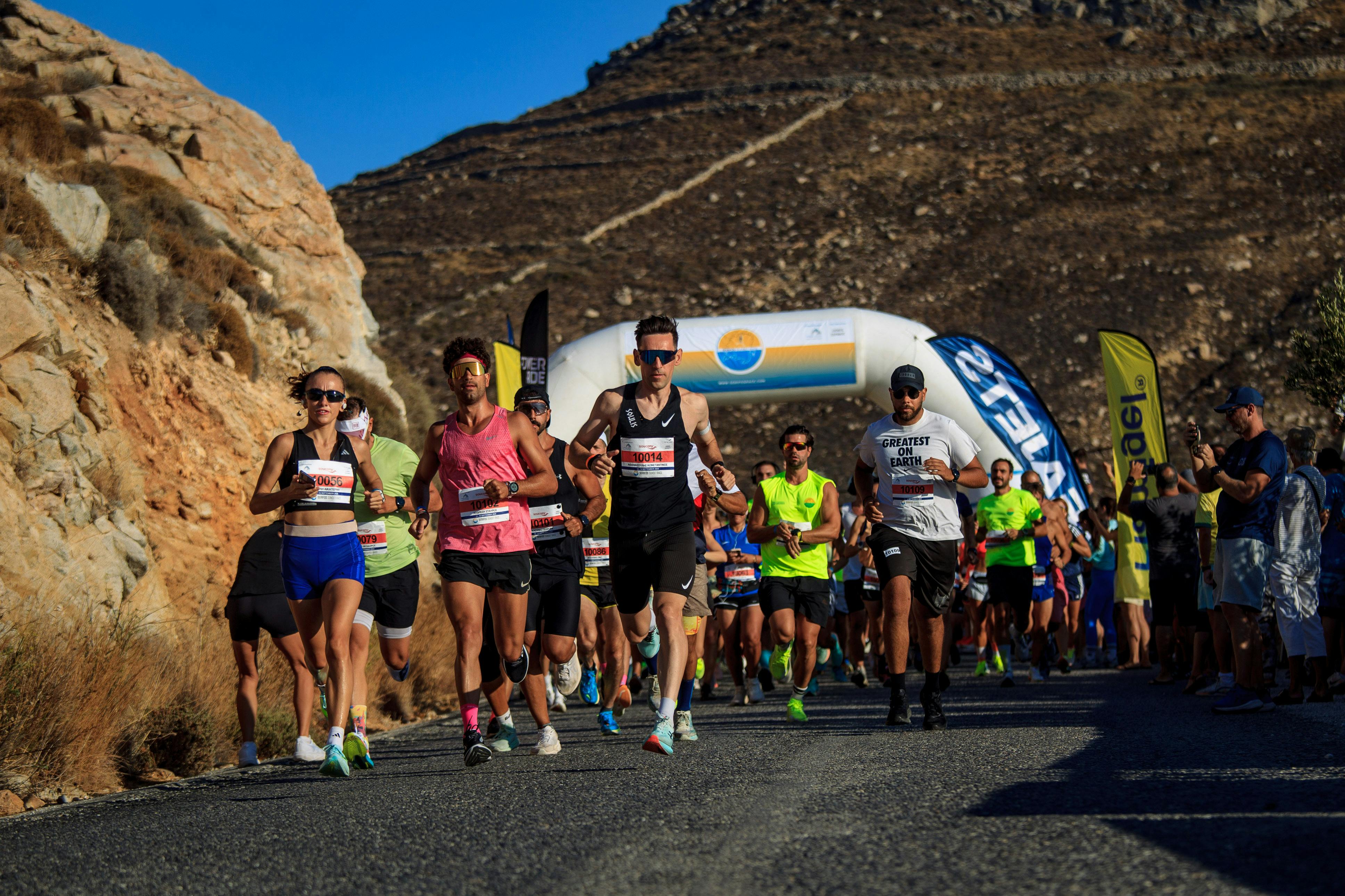 Με μεγάλη επιτυχία και ρεκόρ συμμετοχής ολοκληρώθηκε το 11ο Serifos Sunset Race στο νησί της Σερίφου