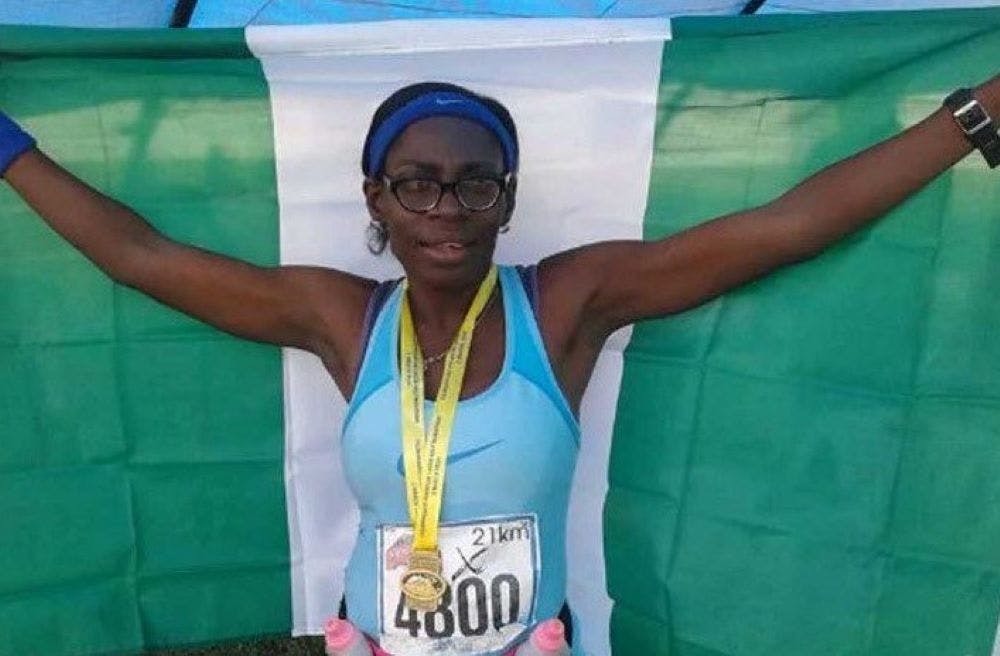 Η μοναδική ιστορία της Adedayo Akinbode που στα 47 της χρόνια το τρέξιμο της άλλαξε τη ζωή