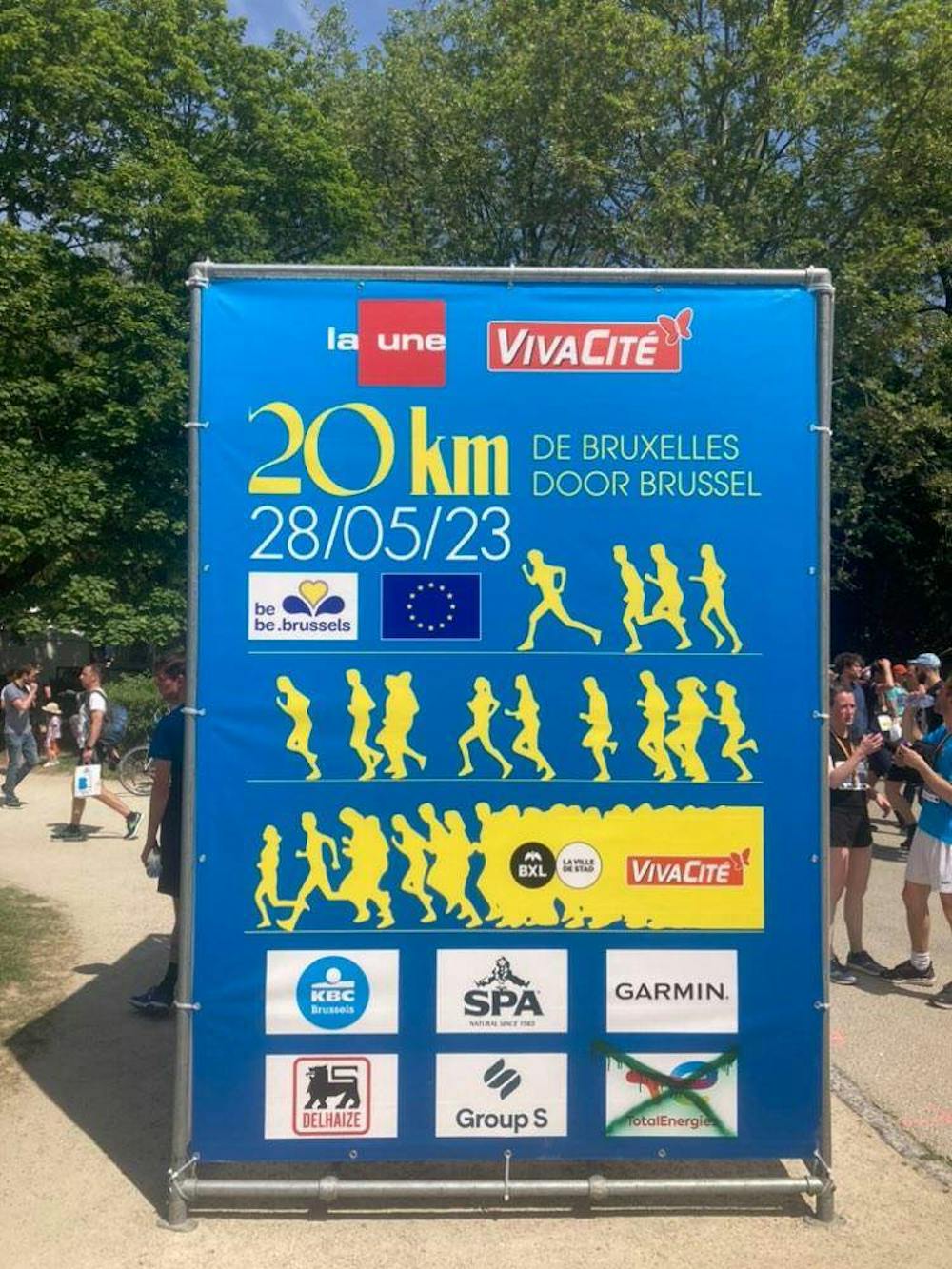 Πάνω από 120 Έλληνες στο μεγάλο δρομικό γεγονός των Βρυξελλών! (Pics) runbeat.gr