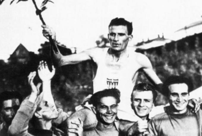 Στέλιος Κυριακίδης: Σαν σήμερα «έφυγε» η θρυλική μορφή του Μαραθωνίου που έγραψε ιστορία στη Βοστώνη