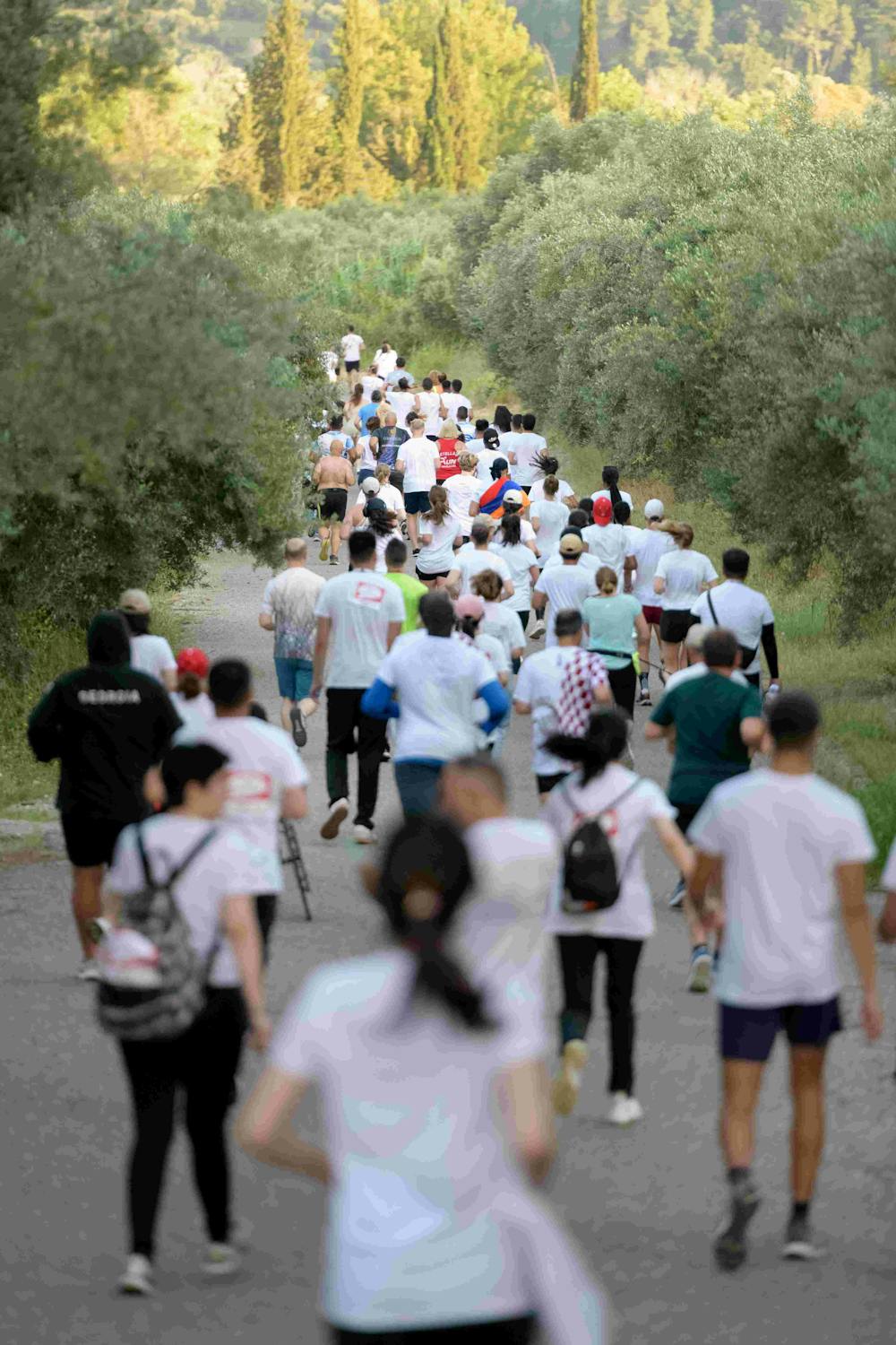 Με τεράστια επιτυχία και με συμμετοχή δρομέων από 78 χώρες και 5 ηπείρους το 2ο «Olympic Day Run» (Pics) runbeat.gr 