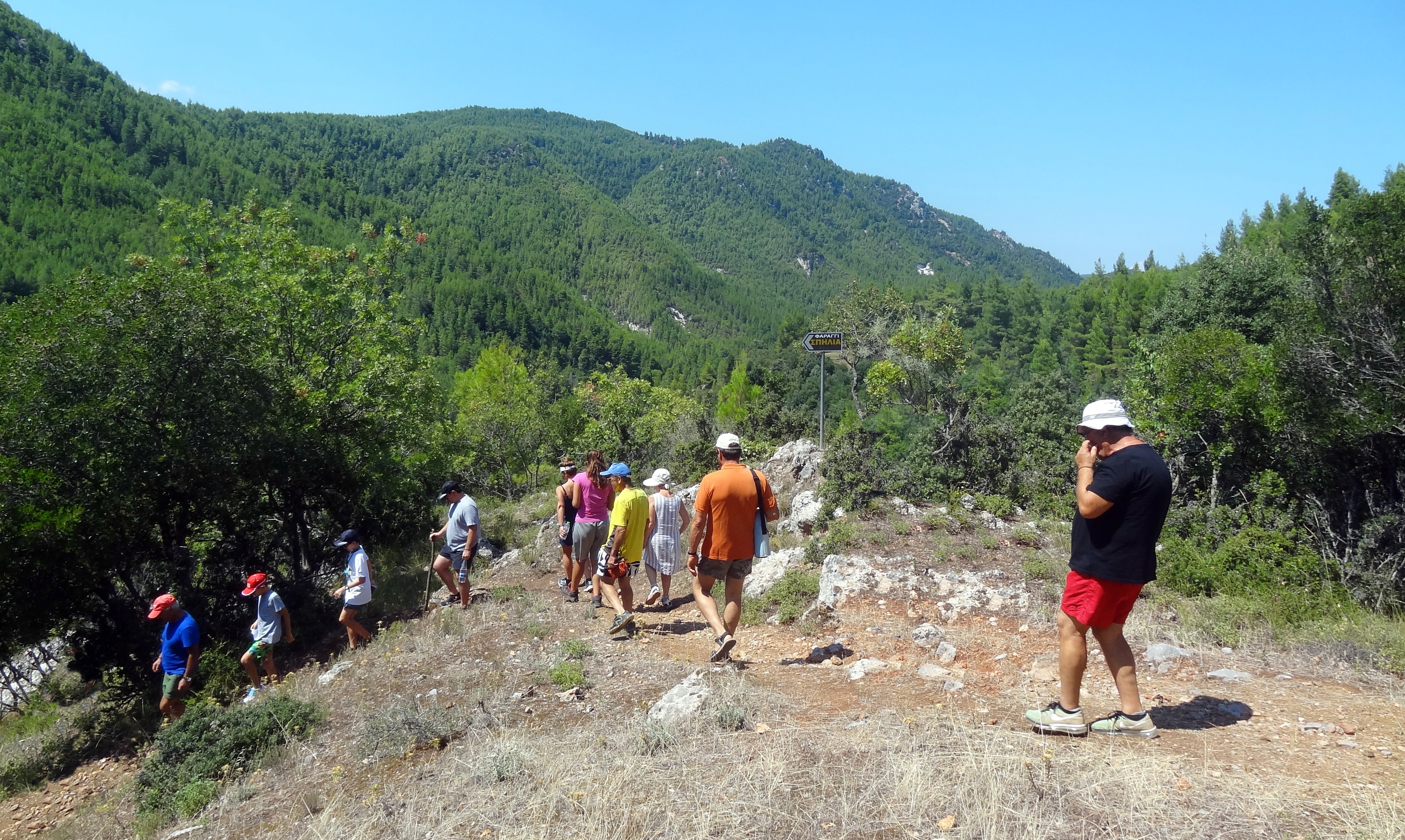 Πεζοπορία στη Βόρεια Εύβοια και στο φαράγγι Νηλέα (Pics)