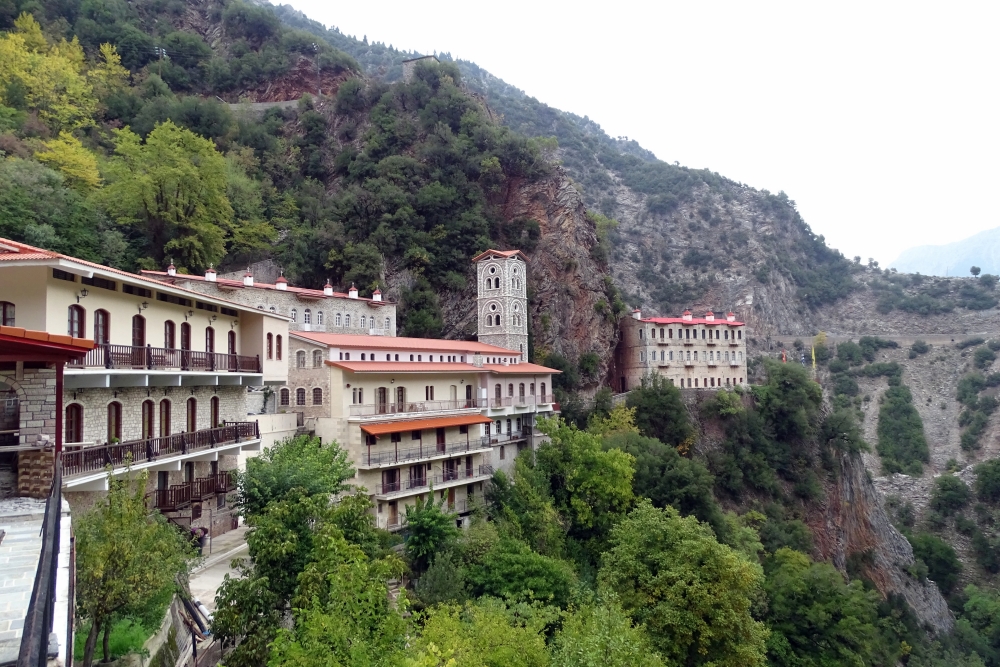 Πεζοπορία στο Ν. Ευρυτανίας: Μονή Προυσού-Φαράγγι Μαύρης Σπηλιάς (Pics)