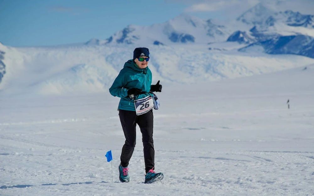 69χρονη τερμάτισε στον μαραθώνιο της Ανταρκτικής και έγραψε ιστορία! runbeat.gr 