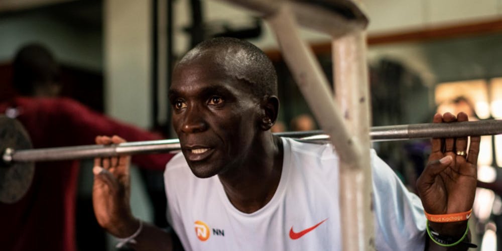 Προπόνηση με βάρη και απόδοση στο τρέξιμο: Όλα τα στοιχεία από την πιο πρόφαση επιστημονική ανασκόπηση runbeat.gr