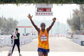 Ημιμαραθώνιος ανδρών: Μία… γρήγορη χρονιά με παγκόσμιο ρεκόρ από τον Jacob Kilimo