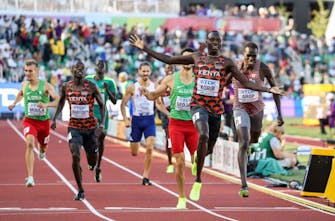 Emmanuel Korir: Ο Ολυμπιονίκης και παγκόσμιος πρωταθλητής που τρέχει χωρίς χορηγό