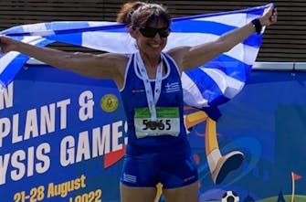 Ε. Μιχαηλίδη: Η αθλήτρια που κατέκτησε χρυσό σε πανευρωπαϊκούς στα 100μ. ούσα νεφροπαθής και μεταμοσχευμένη (Vid)