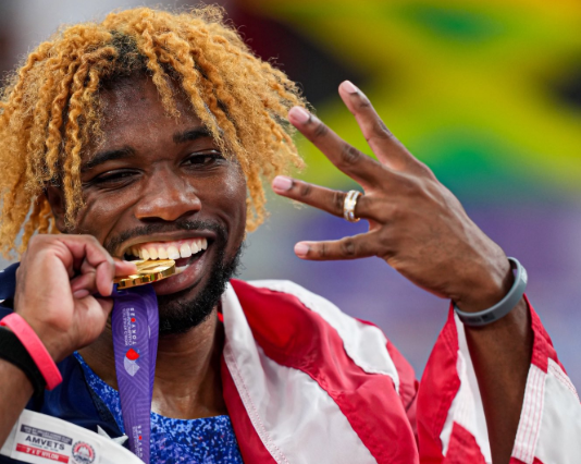 Τόκιο 2025: Απίστευτοι τελικοί σε όλα τα αγωνίσματα – Συνέχισε την κυριαρχία του στα 200μ. ο Λάιλς