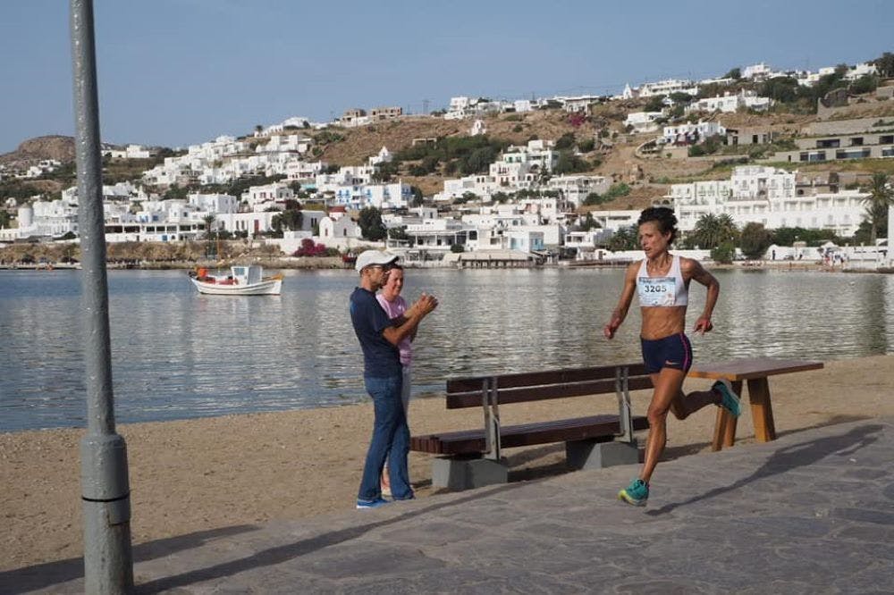 Mykonos Running Festival 2022: Επέστρεψε στους αγώνες με δύο πρωτιές η Σόνια Τσεκίνι