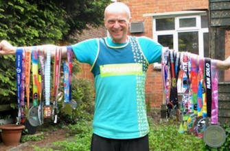 Άνδρας από το Σαουθάμπτον έτρεξε 24 μαραθώνιους σε ένα μήνα για καλό σκοπό