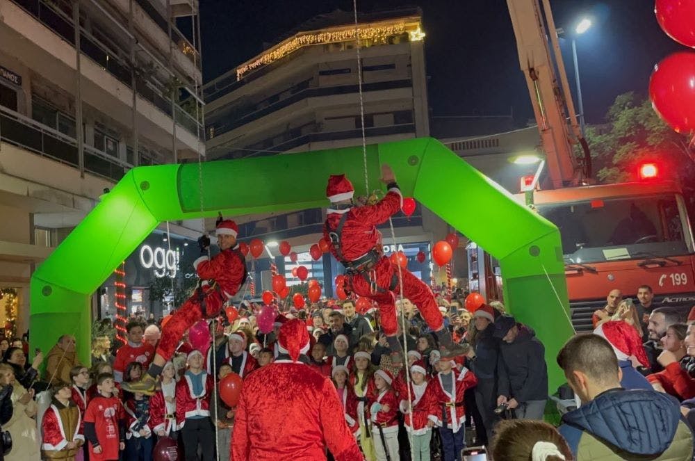 6ο Agrinio Santa Run: Μεγάλη συμμετοχή, πολύ κέφι και εορταστικό χαρακτήρα