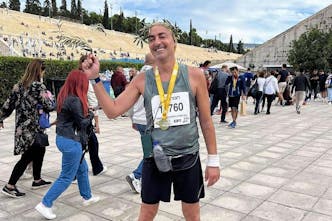 Θ. Αλευράς: «Έτρεξα Μαραθώνιο πρώτη φορά στα 40» (Vid)