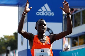 Οριακή νίκη του Amos Kipruto στον Ημιμαραθώνιο του Γκέτεμποργκ