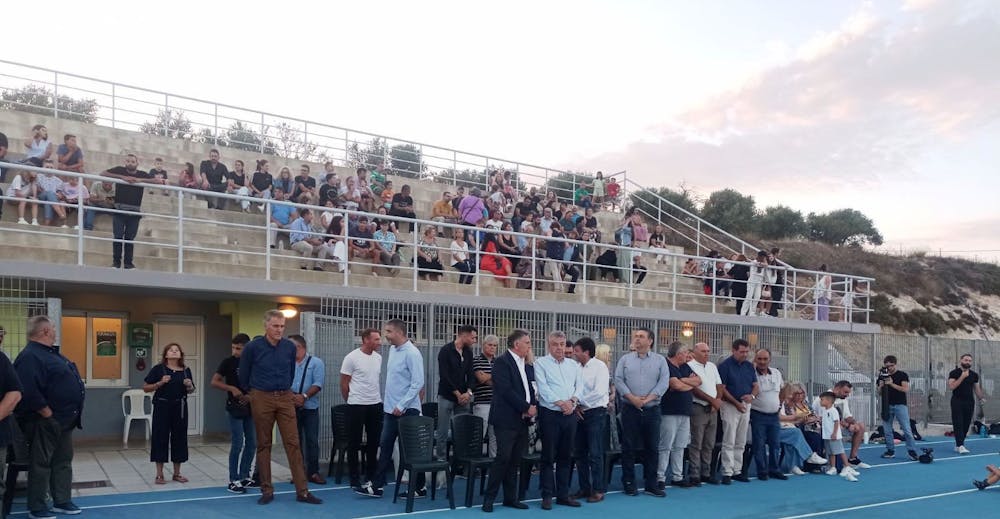 Πραγματοποιήθηκαν τα εγκαίνια του στίβου στο στάδιο Αρκαλοχωρίου (Pics) runbeat.gr
