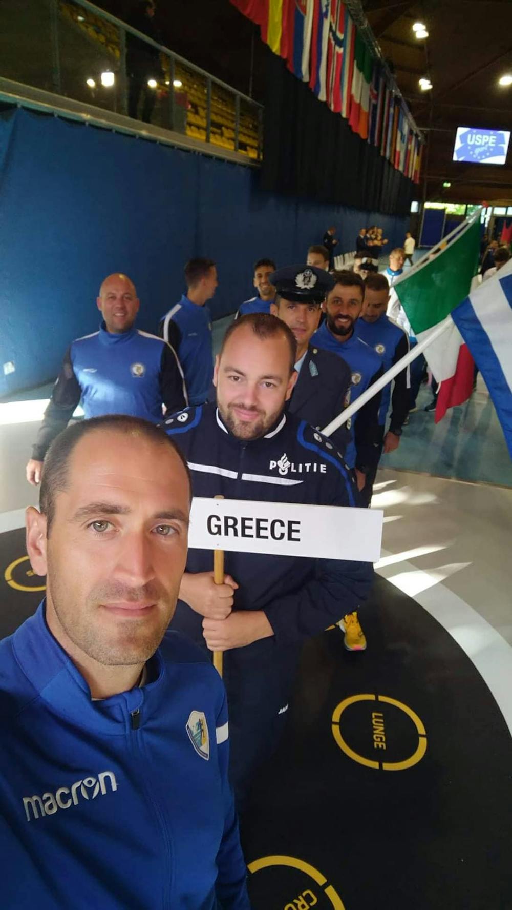 Έφτασαν Αϊντχόφεν για το Πανευρωπαϊκό πρωτάθλημα Μαραθωνίου Αστυνομικών και ετοιμάζονται για μεγάλες επιδόσεις οι πέντε Έλληνες αθλητές (Pics) runbeat.gr 
