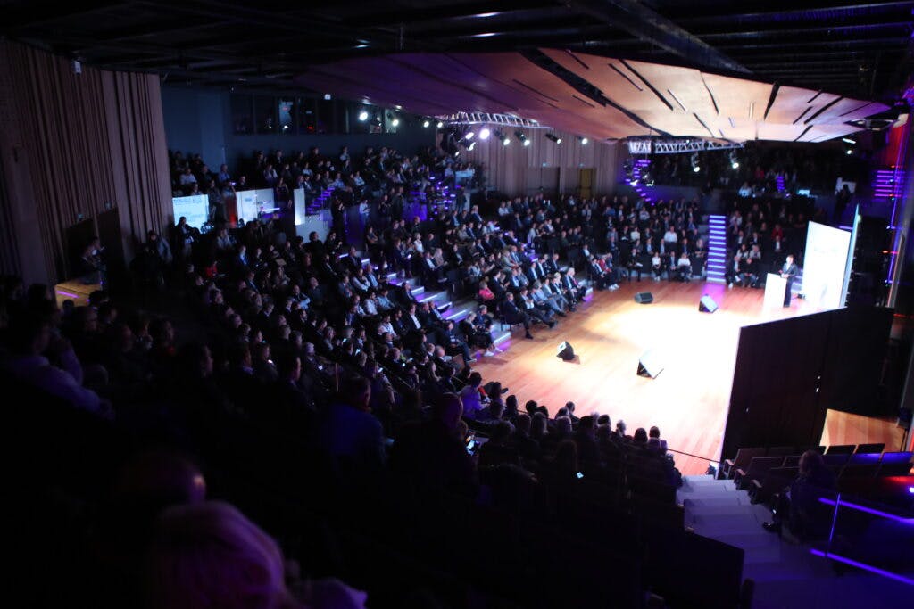 42ος ΑΜΑ: Με σπουδαία ονόματα και δυνατές ιστορίες στο 4ο Authentic Talks