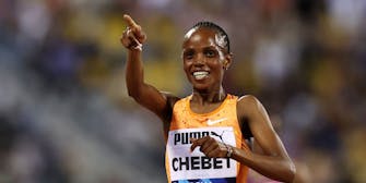 Παγκόσμιο ρεκόρ στα  10.000μ. η Chebet: Έγινε η πρώτη γυναίκα που «σπάει» τα 29 λεπτά! (Vid)