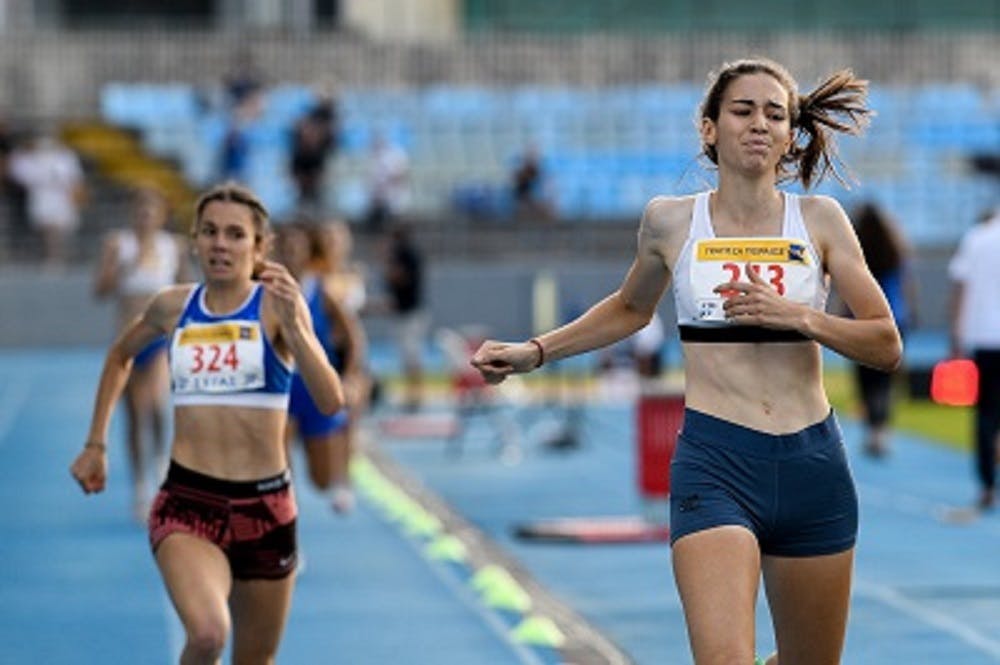 Κοντά στο Πανελλήνιο ρεκόρ η Δεληγιάννη, καλές επιδόσεις από τους Έλληνες αθλητές στις ΗΠΑ