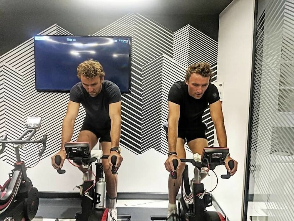 Το «πείραμα» των διδύμων: Ο ένας έγινε vegan και ο άλλος έτρωγε κρέας για 12 εβδομάδες runbeat.gr