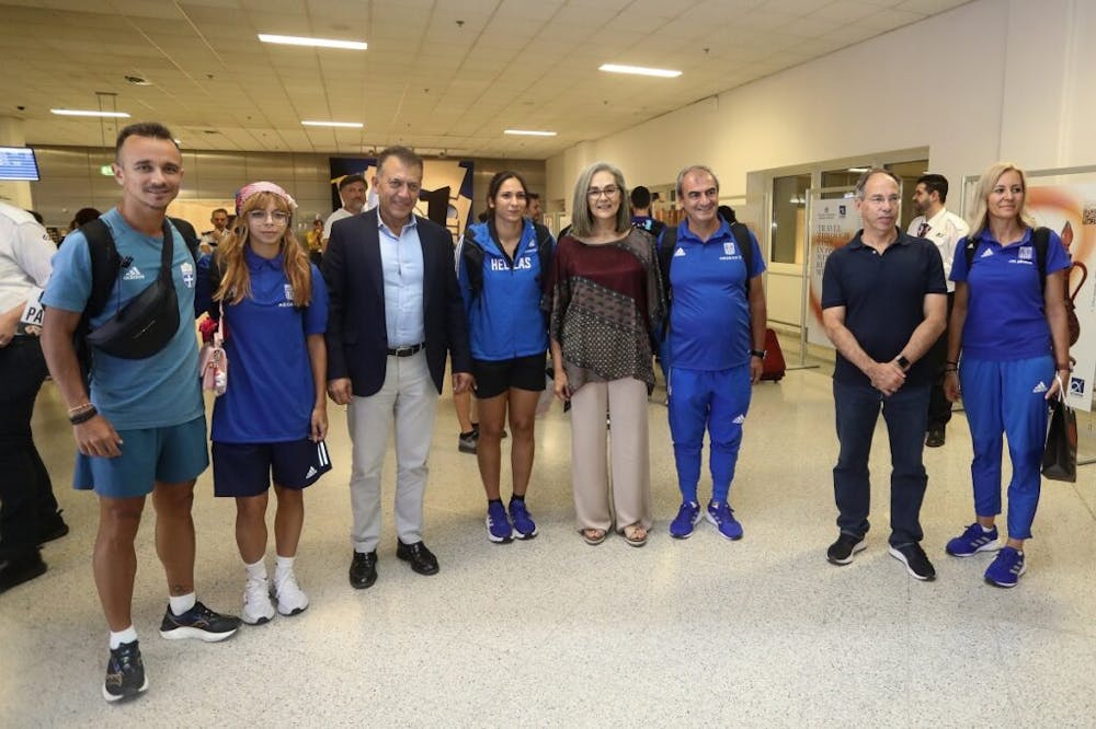 Επέστρεψαν στην Ελλάδα με τα μετάλλια Τεντόγλου και Ντρισμπιώτη! runbeat.gr