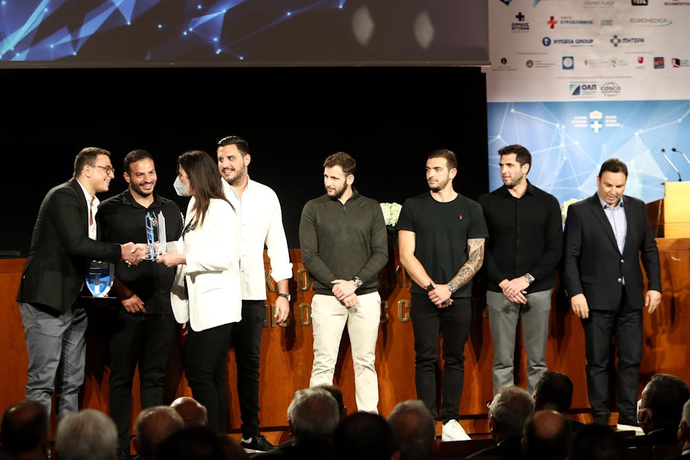 Λάμψη και συγκίνηση στην Ετήσια Εκδήλωση Τιμητικών Βραβεύσεων της ΕΟΕ (Pics) runbeat.gr