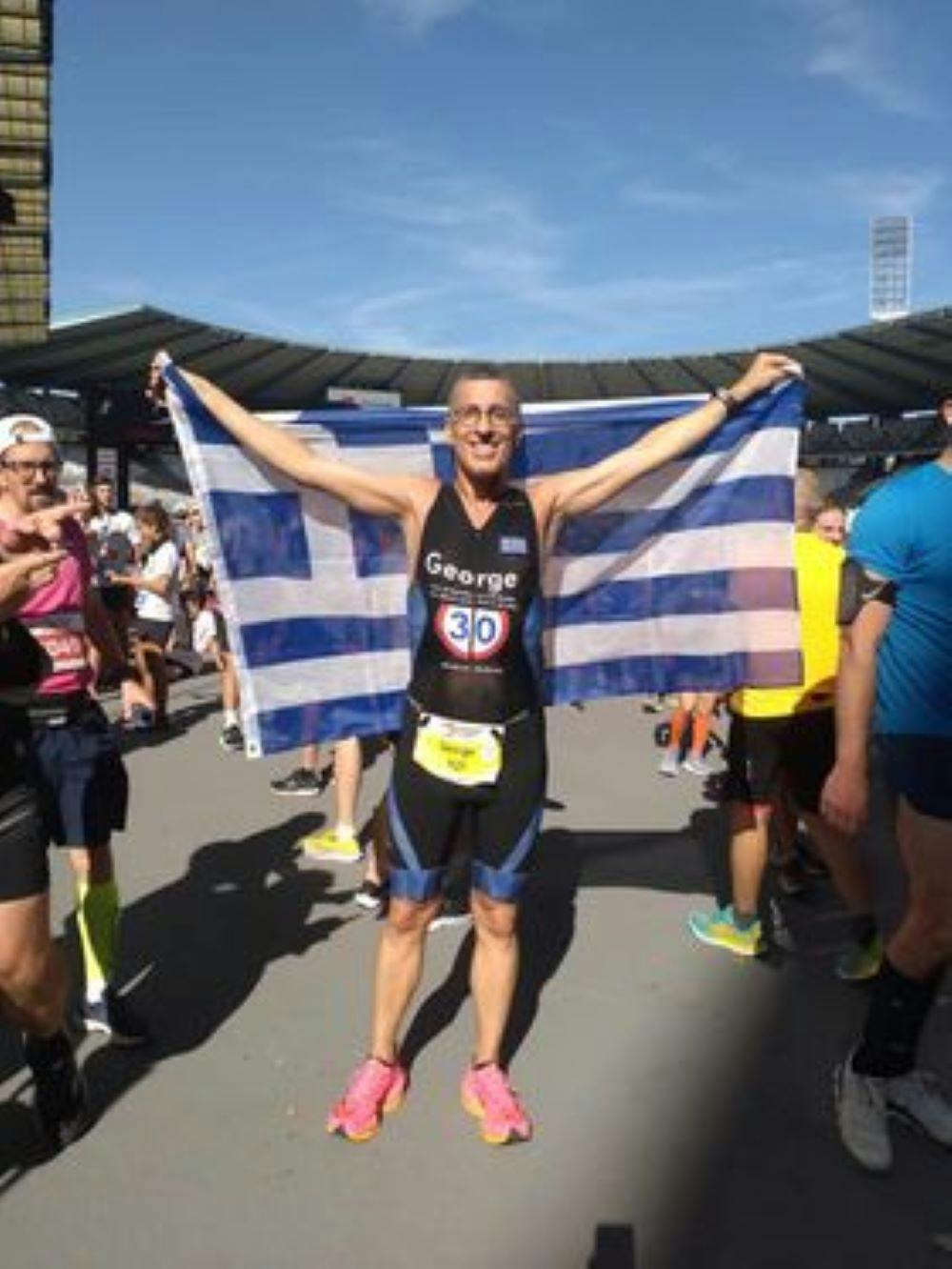 Δεκάδες Έλληνες έτρεξαν στον Μαραθώνιο των Βρυξελλών (pics) runbeat.gr