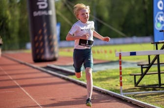 Εκπληκτικός 13χρονος έτρεξε 5 χιλιόμετρα σε 15:52!