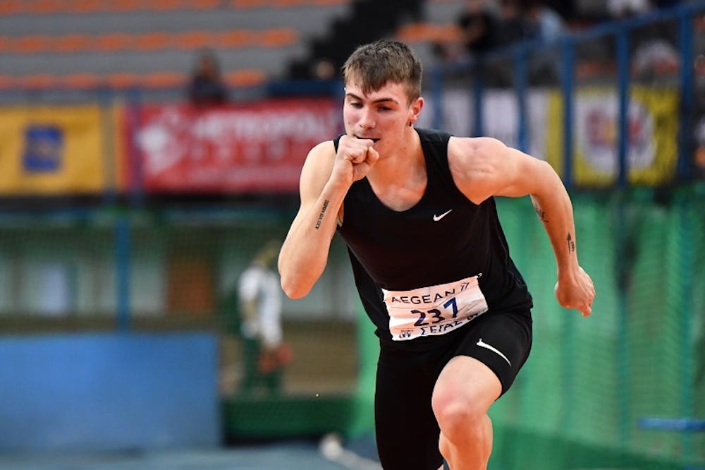 Το φωτογραφικό κολλάζ του Πανελληνίου Πρωταθλήματος Κλειστού στίβου στο ΣΕΦ (Pics) runbeat.gr