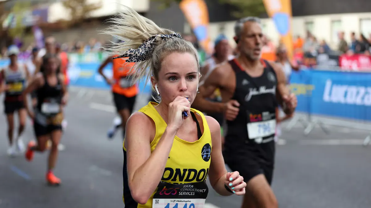 Η βιοχημεία στο μαραθώνιο: Γιατί το σώμα σου δεν καίει ό,τι τρως και πώς αλλάζει η επιστήμη της τροφοδοσίας