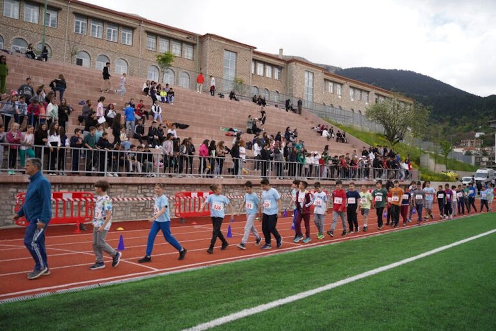 Καρπενήσι: Πραγματοποιήθηκε προπονητική ημερίδα με 300 μαθητές και μαθήτριες (Pics) runbeat.gr 