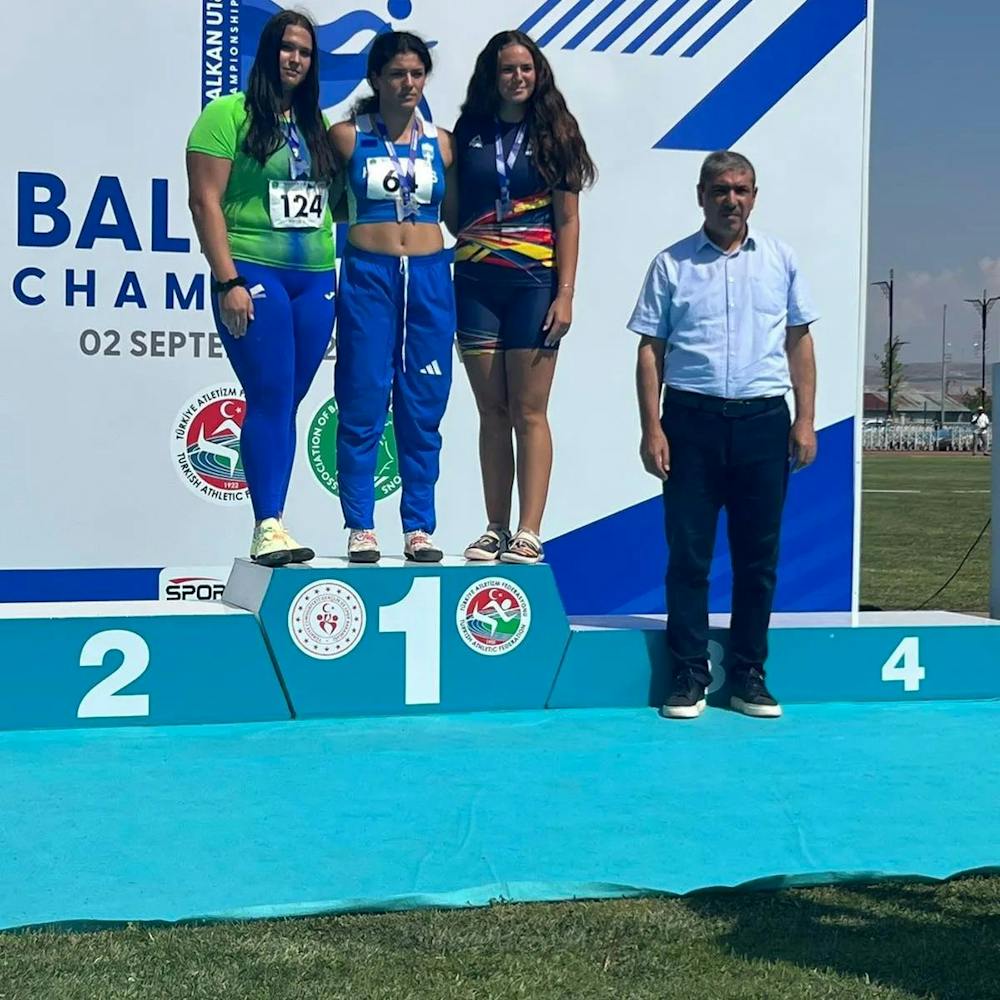 Φωτογραφίες από την παρουσία της Ελλάδας στο Βαλκανικό Κ18 (Pics) runbeat.gr