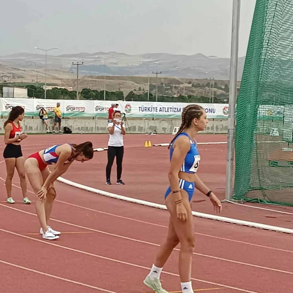 Φωτογραφίες από την παρουσία της Ελλάδας στο Βαλκανικό Κ18 (Pics) runbeat.gr