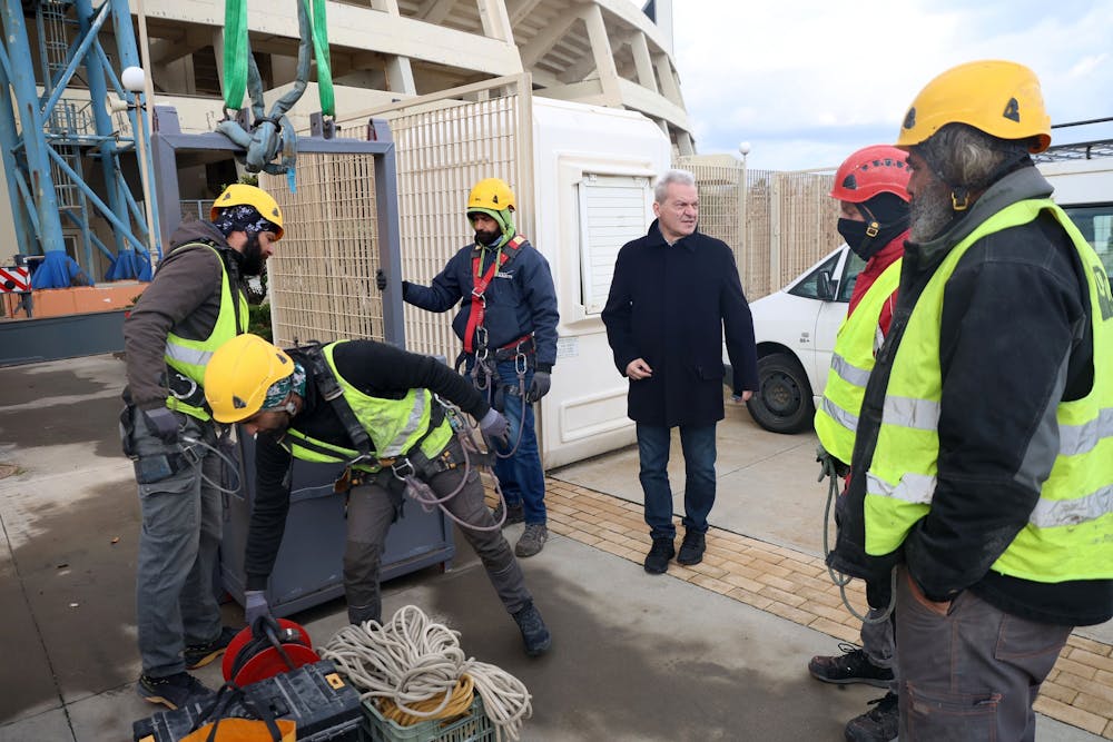 Ξεκίνησαν οι εργασίες στο Παγκρήτιο, τη Δευτέρα θα αποφασιστεί ποιοι χώροι ανοίγουν runbeat.gr