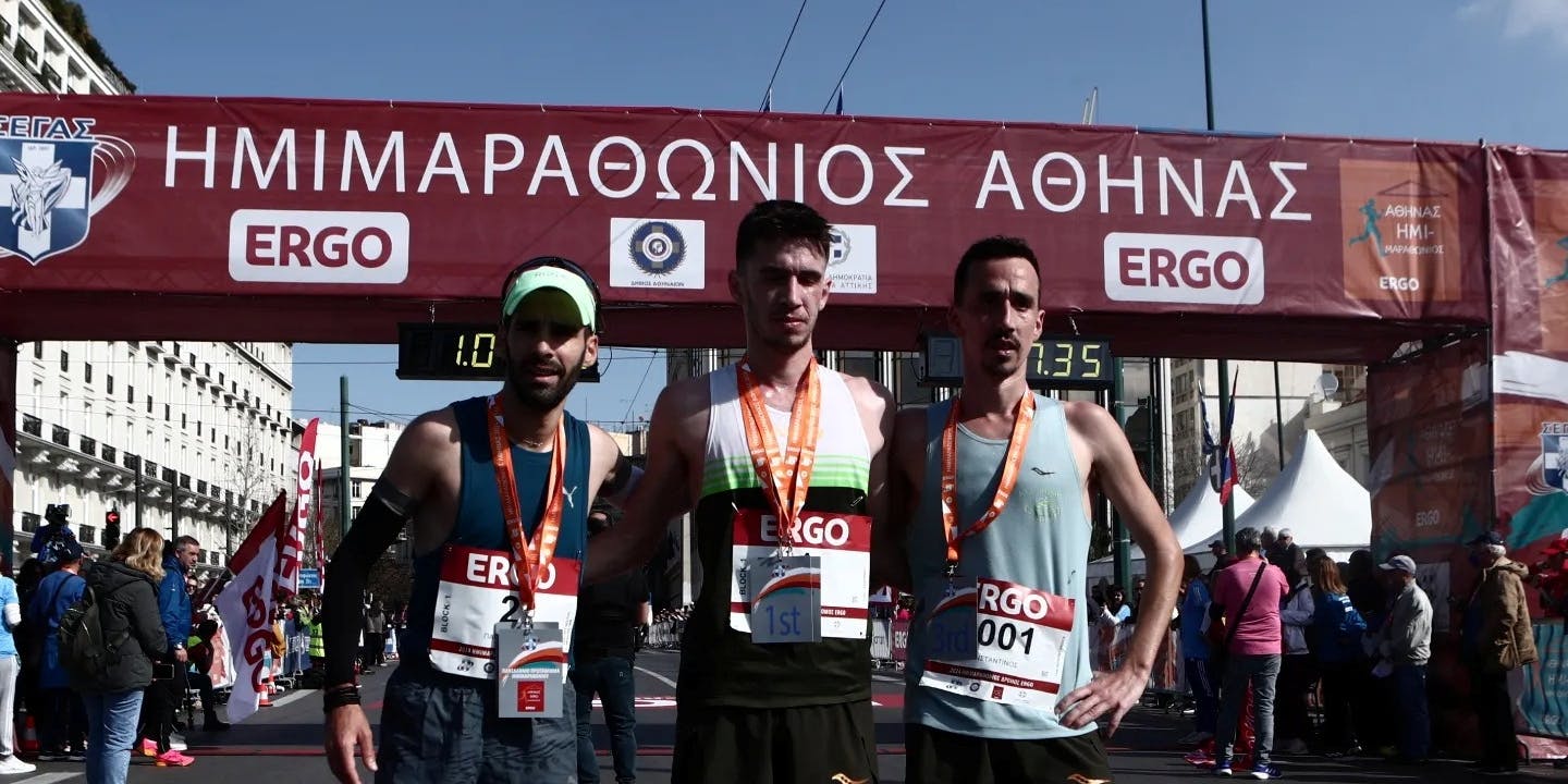 Ημιμαραθώνιος Αθήνας 2024: Τρομερός Νίκος Σταμούλης με νέο ρεκόρ διαδρομής! (Vids)
