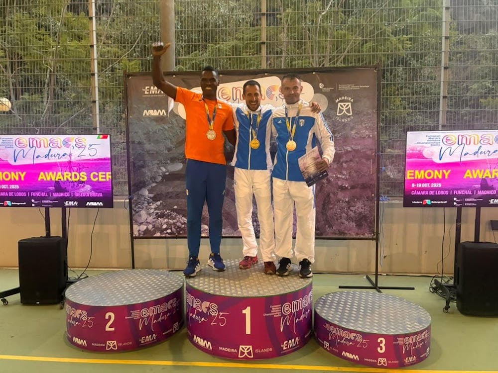 Πρωταθλητής Ευρώπης στα 100μ. Μ40 ο Κοκκίνης – «Χάλκινος» ο Καραματσούκης! (Vid) runbeat.gr