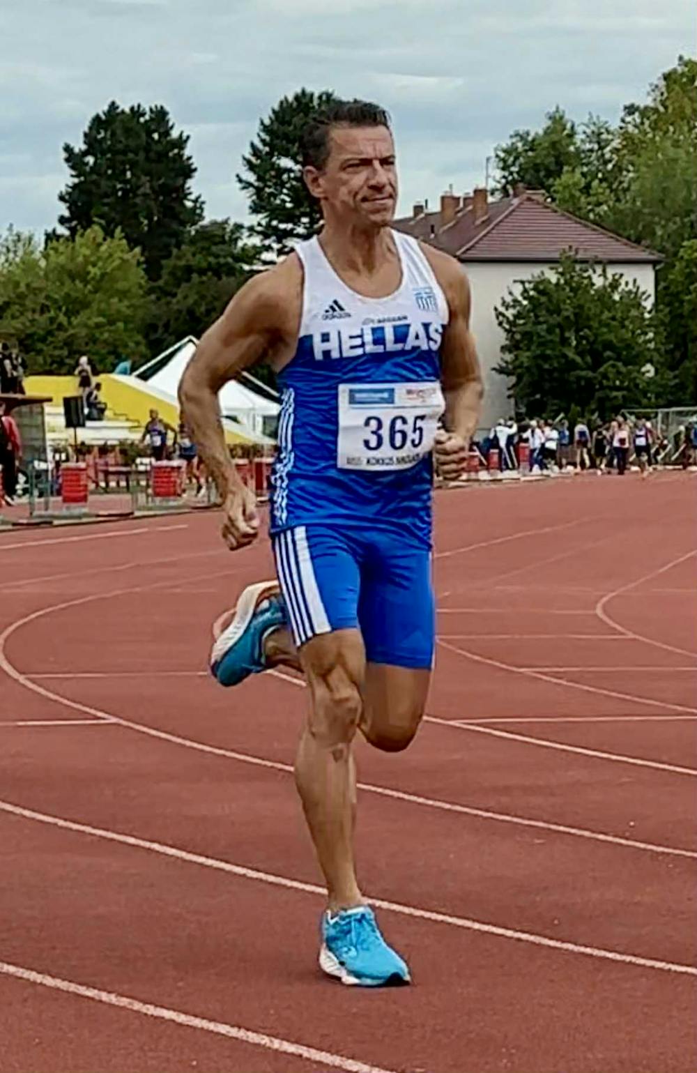 Τρία χρυσά μετάλλια και τρία εντυπωσιακά ρεκόρ για τον Νίκο Κόκκο στο Βαλκανικό Πρωτάθλημα Masters της Κροατίας! runbeat.gr