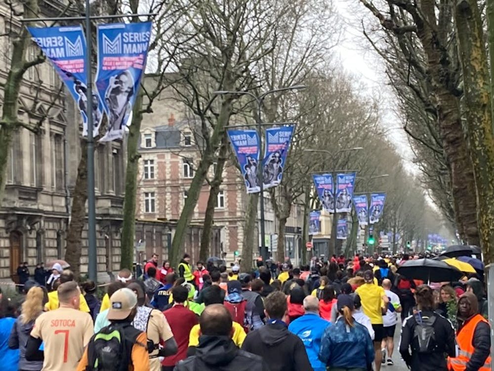 Ρεκόρ Ευρώπης από τον Jimmy Gressier στα 10 χιλιόμετρα! (Pics & Vid) runbeat.gr