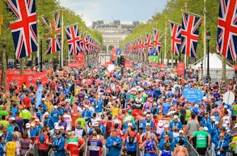 Παγκόσμιο ρεκόρ εγγραφών για τον Μαραθώνιο του Λονδίνου το 2025