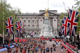 Ο μαραθώνιος του Λονδίνου κάνει «comeback» με 45.000 δρομείς και κορυφαίους ελίτ την Κυριακή