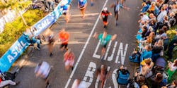 Μελέτη έδειξε πόσο πιο αργά θα τρέξουμε έναν μαραθώνιο ανάλογα με το πόσες ημέρες προπόνησης θα χάσουμε