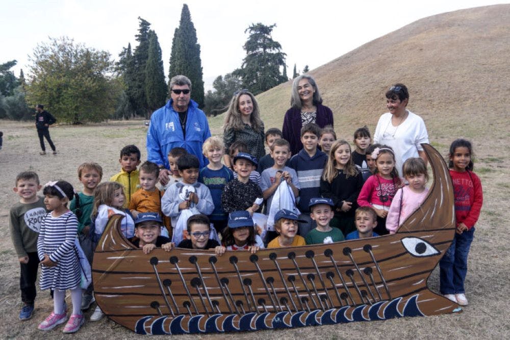 39ος ΑΜΑ: Με σπουδαίους καλλιτέχνες και λιλιπούτειους «μαραθωνομάχους» η τελετή έναρξης runbeat.gr