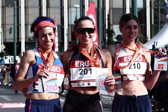 Ημιμαραθώνιος Αθήνας 2024: Νικήτρια στην πρώτη της συμμετοχή η Μαρινάκου με ρεκόρ διαδρομής! (Vid)