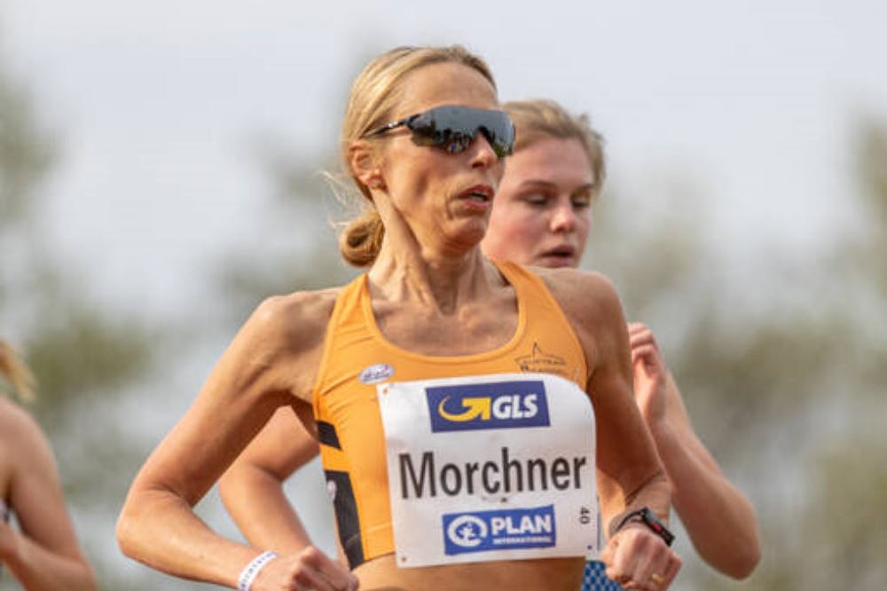 Κυνηγήστε τα όνειρα σας: Στα 41 χρόνια της έτρεξε τον πρώτο της Μαραθώνιο με 3:44 και στα 50 έκανε 2:39 στο Βερολίνο και 1:15 στον Ημιμαραθώνιο!